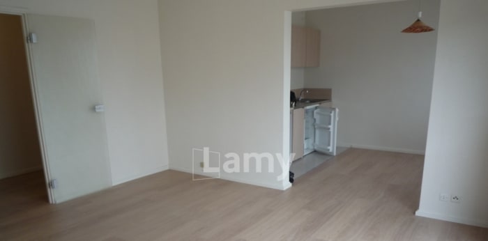 Image 7 sur 7 - Appartement  ·  Location · Vandoeuvre Les Nancy (54500) · 1 pièce · 40m²
