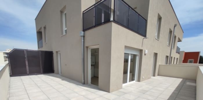 Image 8 sur 12 - Appartement  ·  Location · Villeurbanne (69100) · 3 pièces · 65m²