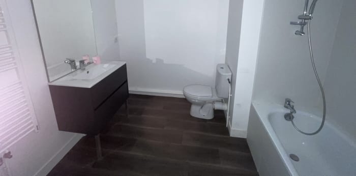 Image 4 sur 10 - Appartement  ·  Location · Notre Dame De Bondeville (76960) · 2 pièces · 45m²