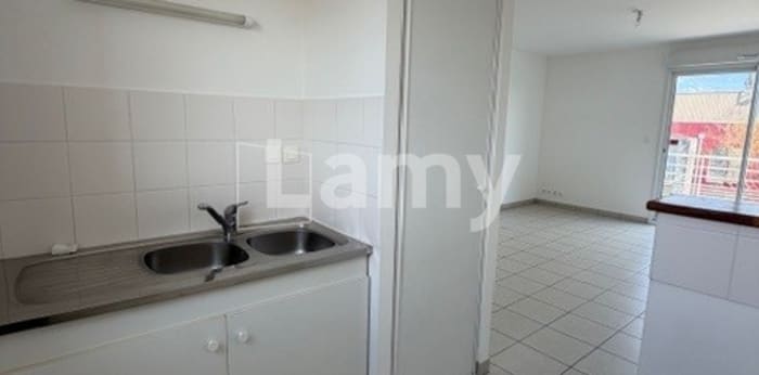 Image 5 sur 8 - Appartement  ·  Location · Puilboreau (17138) · 2 pièces · 42m²