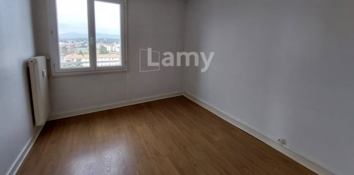 Image 6 sur 8 - Appartement  ·  Location · Villefranche Sur Saone (69400) · 3 pièces · 57m²