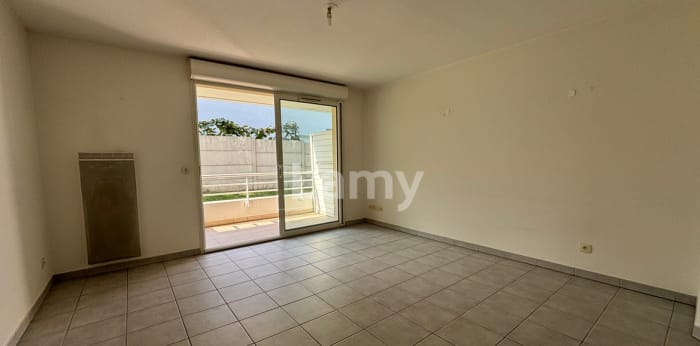 Image 3 sur 9 - Appartement  ·  Location · Bruges (33520) · 3 pièces · 57m²