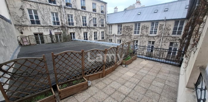 Image 2 sur 8 - Appartement  ·  Location · Paris (75003) · 3 pièces · 88m²