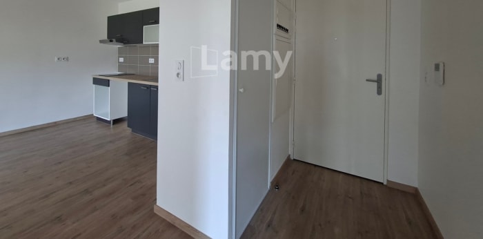 Image 4 sur 9 - Appartement  ·  Location · Reims (51100) · 2 pièces · 40m²