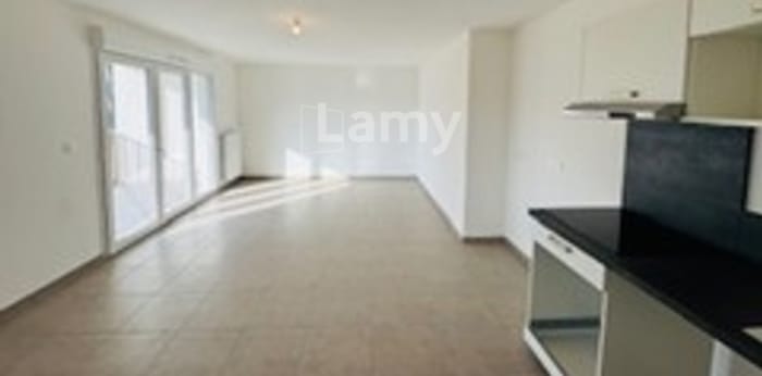 Image 2 sur 6 - Appartement  ·  Location · Thonon Les Bains (74200) · 3 pièces · 62m²