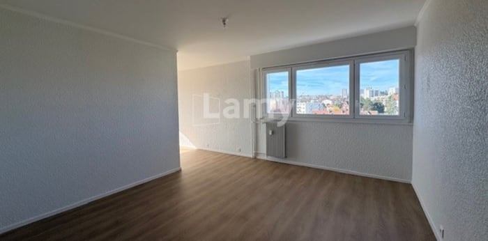 Image 3 sur 12 - Appartement  ·  Location · Besancon (25000) · 2 pièces · 54m²