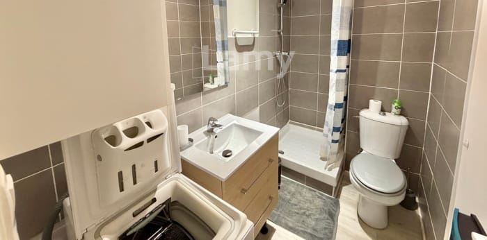 Image 3 sur 6 - Appartement  ·  Location · La Grande Motte (34280) · 1 pièce · 24m²