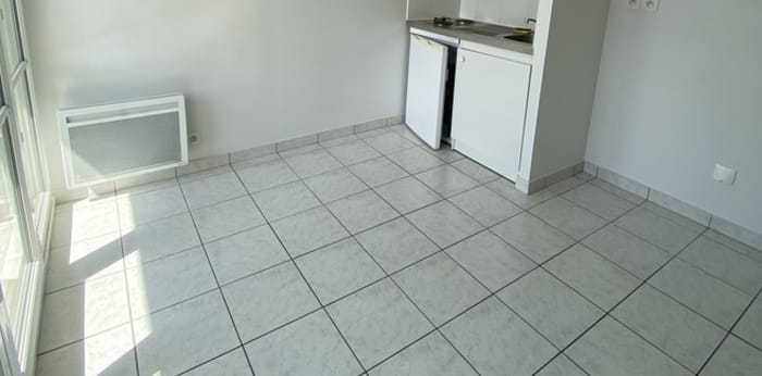 Image 3 sur 5 - Appartement  ·  Location · Tours (37000) · 1 pièce · 24m²