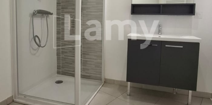 Image 6 sur 13 - Appartement  ·  Location · Talence (33400) · 5 pièces · 106m²