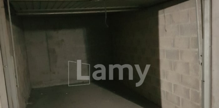 Image 3 sur 3 - Parking/box  ·  Location · Lyon (69007) · 10m²