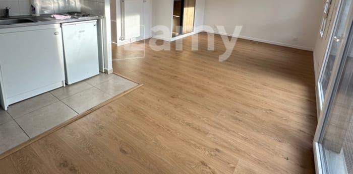 Image 2 sur 8 - Appartement  ·  Location · Neuilly Sur Marne (93330) · 1 pièce · 31m²