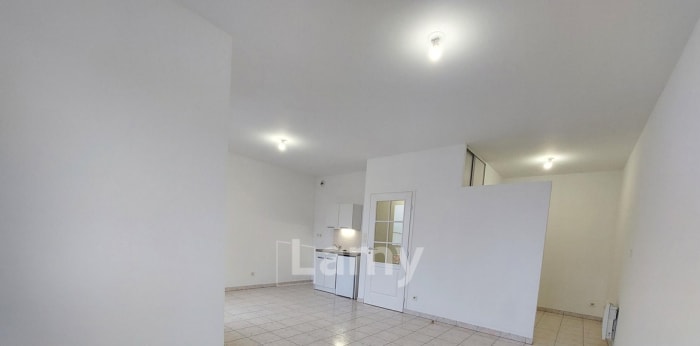 Image 1 sur 8 - Appartement  ·  Location · Valenciennes (59300) · 36m²