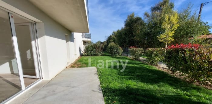 Image 1 sur 14 - Appartement  ·  Location · Les Sables D Olonne (85340) · 3 pièces · 67m²