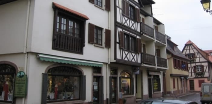 Image 1 sur 2 - Parking/box  ·  Location · Obernai (67210) · 12m²