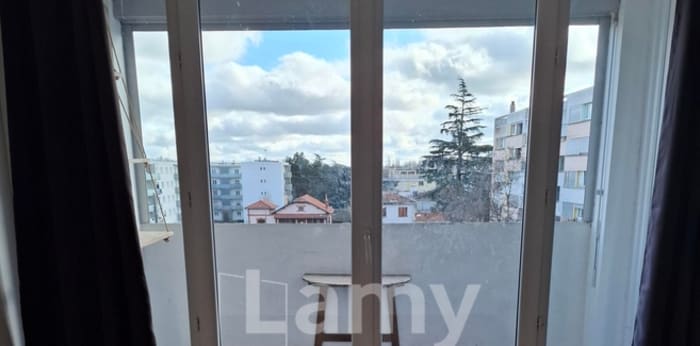 Image 3 sur 9 - Appartement  ·  Location · Toulouse (31500) · 3 pièces · 63m²