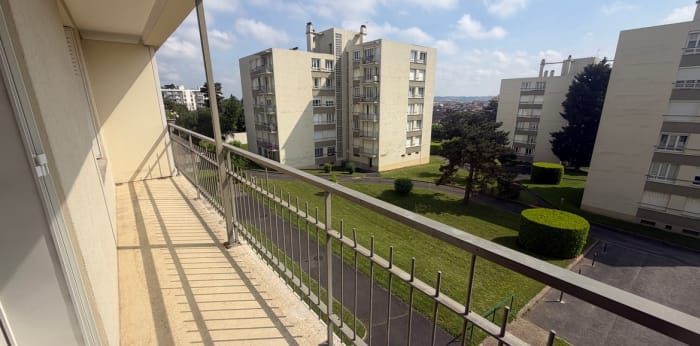 Image 4 sur 7 - Appartement  ·  Location · Villefranche Sur Saone (69400) · 70m²
