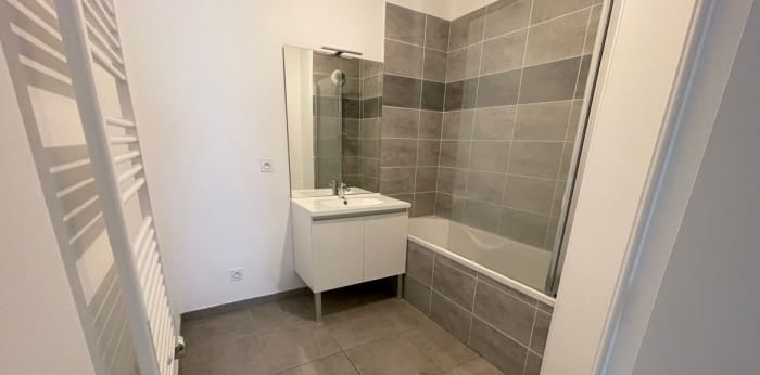 Image 7 sur 7 - Appartement  ·  Location · Anse (69480) · 3 pièces · 60m²