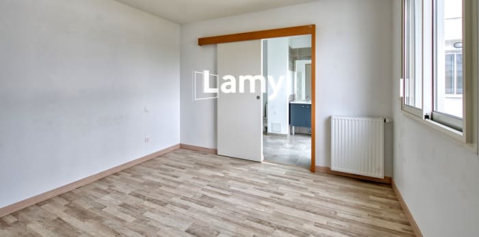 Image 8 sur 8 - Appartement  ·  Location · Royan (17200) · 2 pièces · 54m²