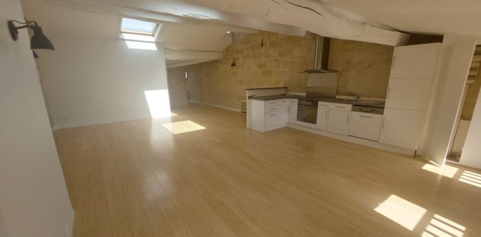 Image 1 sur 6 - Appartement  ·  Location · Libourne (33500) · 3 pièces · 98m²