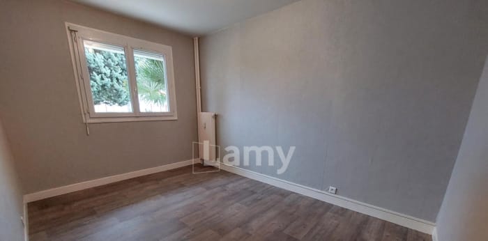 Image 4 sur 7 - Appartement  ·  Location · Reims (51100) · 3 pièces · 60m²