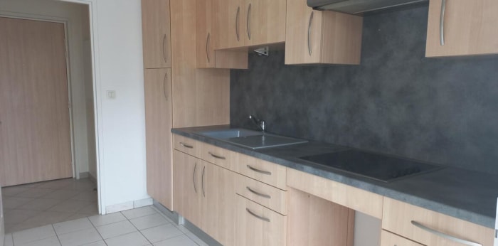 Image 3 sur 10 - Appartement  ·  Location · Reims (51100) · 3 pièces · 73m²