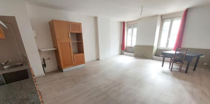 Image 3 sur 4 - Appartement  ·  Location · Tarbes (65000) · 1 pièce · 55m²