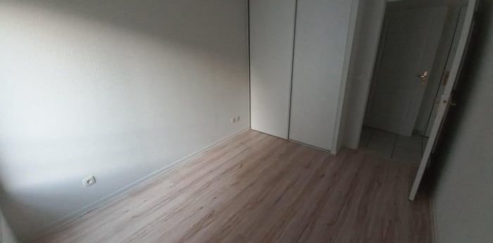 Image 4 sur 6 - Appartement  ·  Location · Clermont Ferrand (63100) · 2 pièces · 39m²