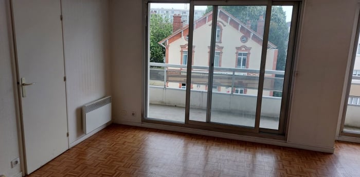 Image 1 sur 4 - Appartement  ·  Location · Poissy (78300) · 2 pièces · 38m²
