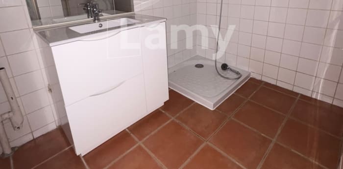 Image 6 sur 7 - Appartement  ·  Location · Avignon (84000) · 2 pièces · 37m²