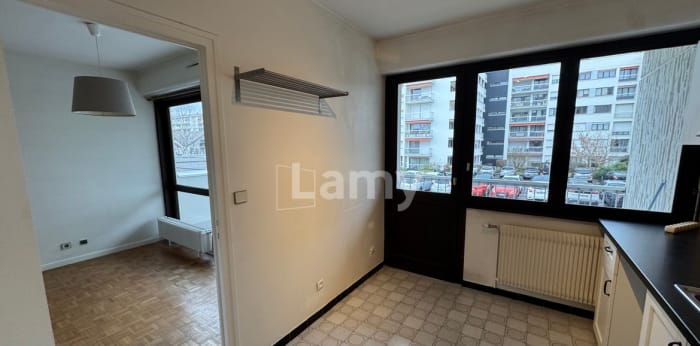 Image 1 sur 8 - Appartement  ·  Location · Annecy (74940) · 2 pièces · 65m²