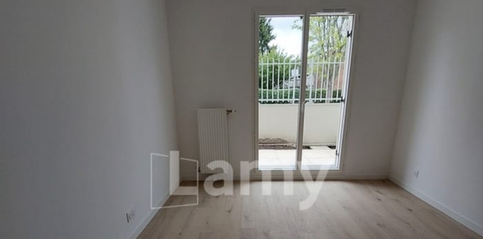 Image 7 sur 7 - Appartement  ·  Location · La Queue En Brie (94510) · 2 pièces · 47m²
