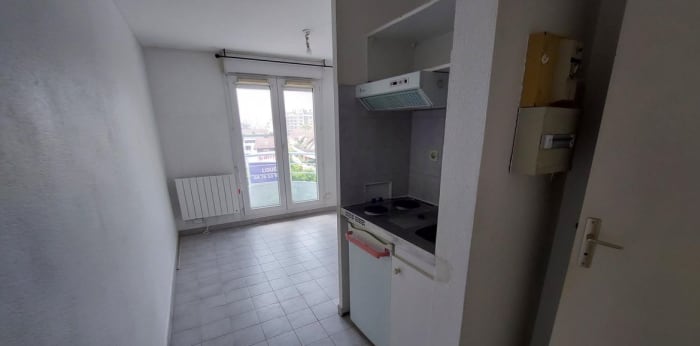 Image 4 sur 9 - Appartement  ·  Location · Grenoble (38100) · 1 pièce · 16m²