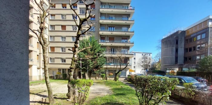 Image 2 sur 11 - Appartement  ·  Location · Grenoble (38100) · 1 pièce · 37m²
