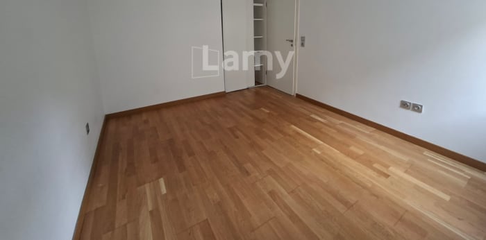 Image 4 sur 8 - Appartement  ·  Location · Clermont Ferrand (63000) · 2 pièces · 42m²