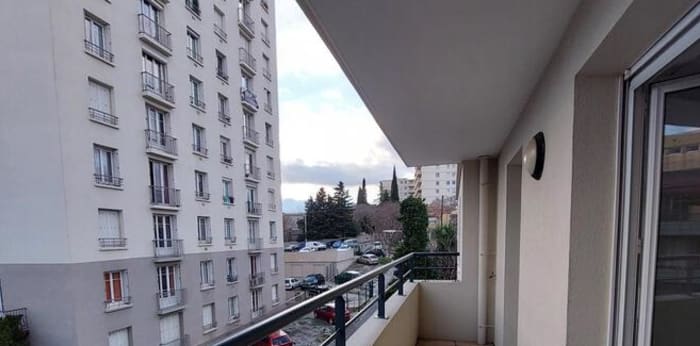 Image 7 sur 19 - Appartement  ·  Location · Nimes (30900) · 3 pièces · 59m²