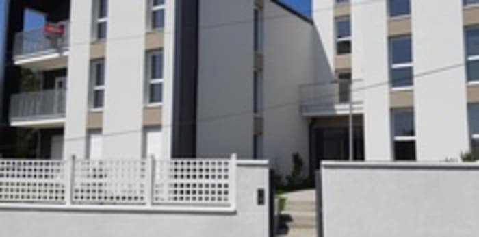 Image 1 sur 9 - Appartement  ·  Location · Clermont Ferrand (63100) · 3 pièces · 61m²