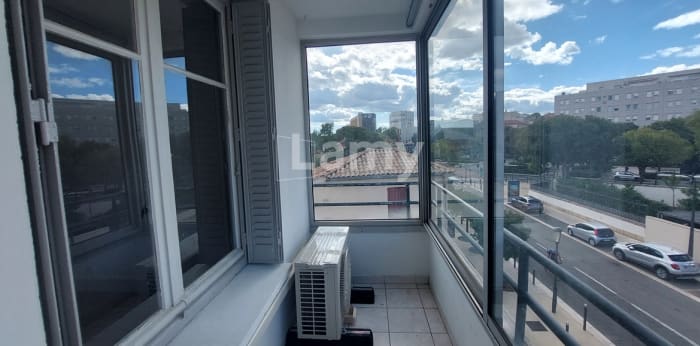 Image 16 sur 18 - Appartement  ·  Location · Nimes (30000) · 3 pièces · 54m²