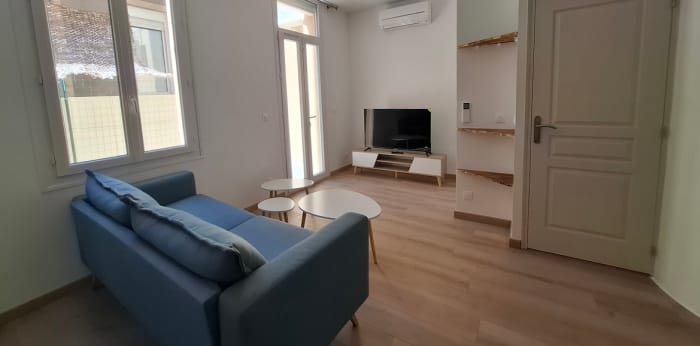 Image 3 sur 12 - Appartement  ·  Location · Marseille (13006) · 3 pièces · 56m²