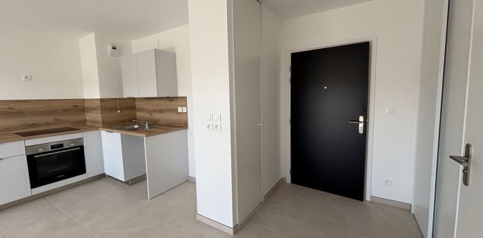 Image 7 sur 11 - Appartement  ·  Location · Fontaine Les Dijon (21121) · 2 pièces · 45m²