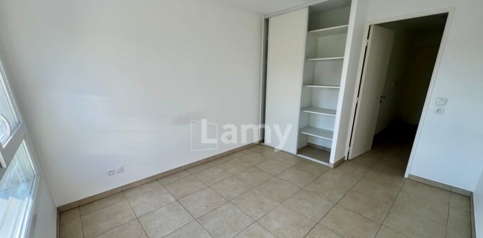 Image 11 sur 12 - Appartement  ·  Location · Villeurbanne (69100) · 3 pièces · 58m²