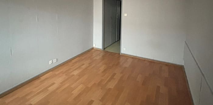 Image 2 sur 5 - Appartement  ·  Location · Strasbourg (67000) · 1 pièce · 20m²