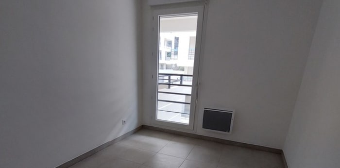 Image 5 sur 9 - Appartement  ·  Location · Marseille (13009) · 3 pièces · 59m²