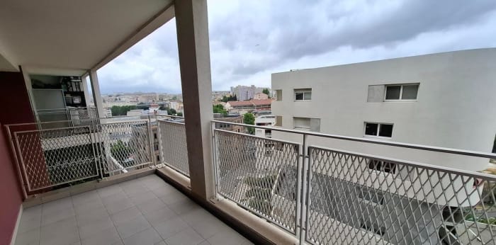 Image 4 sur 9 - Appartement  ·  Location · Marseille 03 (13003) · 2 pièces · 42m²