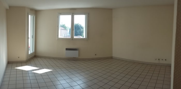 Image 2 sur 8 - Appartement  ·  Location · Grenoble (38100) · 4 pièces · 77m²
