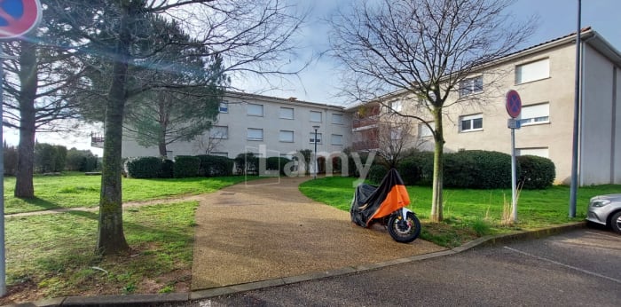 Image 4 sur 5 - Appartement  ·  Location · Rodilhan (30230) · 1 pièce · 20m²