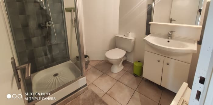 Image 6 sur 7 - Appartement  ·  Location · Jonquieres (84150) · 1 pièce · 35m²