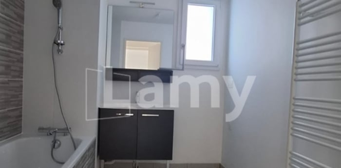 Image 12 sur 13 - Appartement  ·  Location · Talence (33400) · 5 pièces · 107m²