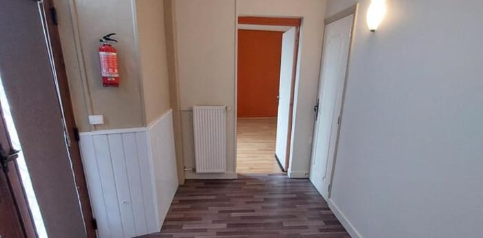 Image 5 sur 9 - Local  ·  Location · Issoire (63500) · 3 pièces · 59m²