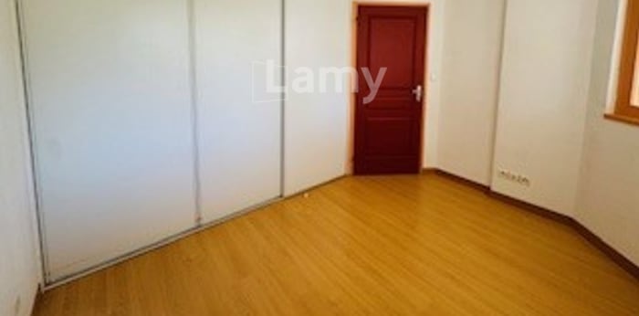 Image 4 sur 10 - Appartement  ·  Location · Thonon Les Bains (74200) · 3 pièces · 65m²