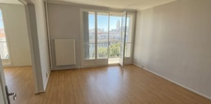 Image 2 sur 7 - Appartement  ·  Location · Villeurbanne (69100) · 3 pièces · 67m²